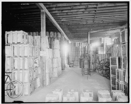 Glazier Stove Company, shipping room, Chelsea, Mich.