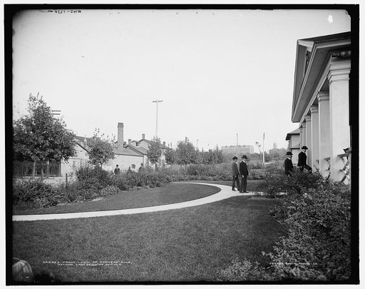 Front lawn of officers' club, National Cash Register [Company], Dayton, O[hio