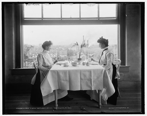 Window in girls' restaurant, National Cash Register [Company], Dayton, O[hio