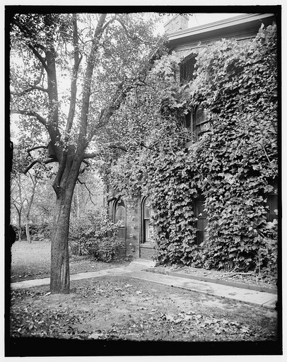 The stable, J.H. Patterson's residence, Dayton, O[hio