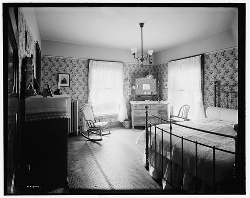 Residence of Albert E. Silk, bedroom, Detroit, Mich.