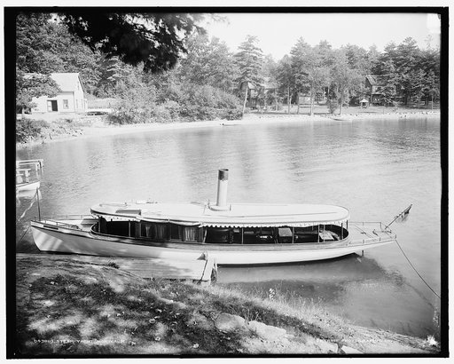 Steam yacht Montcalm