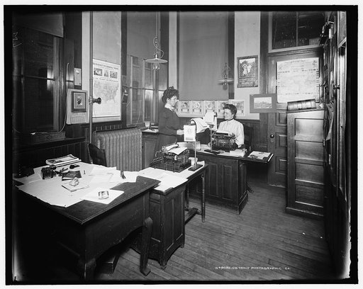 Stenographers' room, Leland & Faulconer Manufacturing Co., Detroit, Mich.