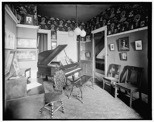Professionals' room, Whitney Warner Publishing Co., Detroit, Mich.