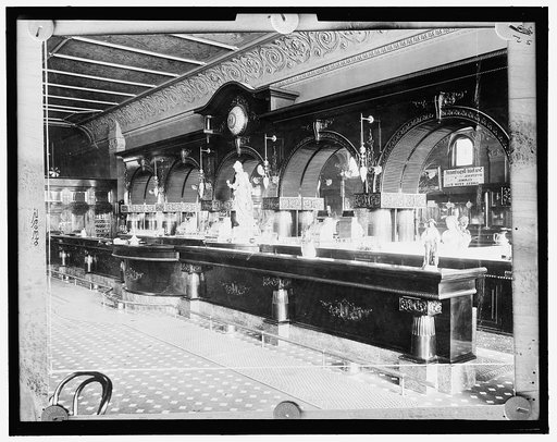 Fred Schiek Co. bar, Minneapolis, Minn.