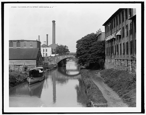 C & O canal at 31st Street, Washington, D.C.