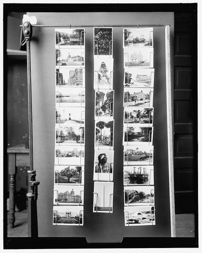 Wire postcard display rack