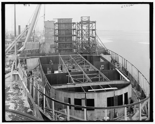 Steamer "City of Cleveland", stern view showing construction