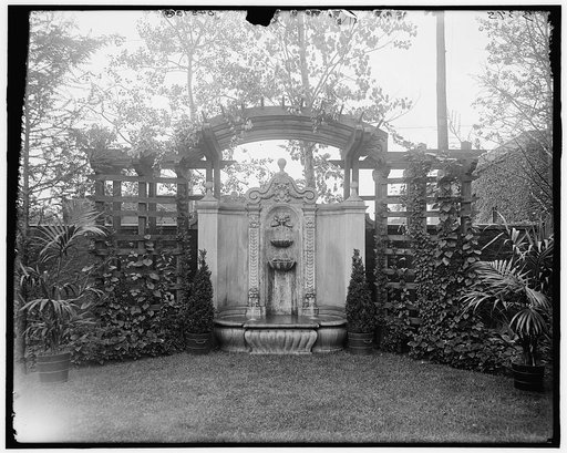 Residence of Mrs. Franklin H. Walker, fountain, Detroit, Mich.