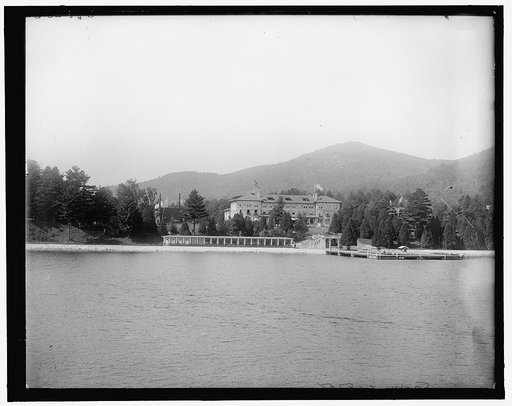 Fort William Henry Hotel, Lake George, N.Y.