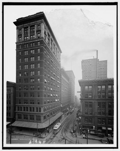 Walnut St. [Street], Cincinnati, Ohio