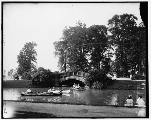 Stone bridge, Belle Isle [Park], Detroit, Mich.