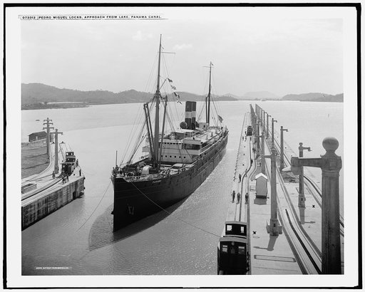 Pedro Miguel Locks, approach from lake, Panama Canal