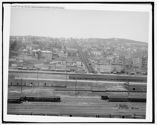Up the incline from Superior Street, Duluth, Minn.