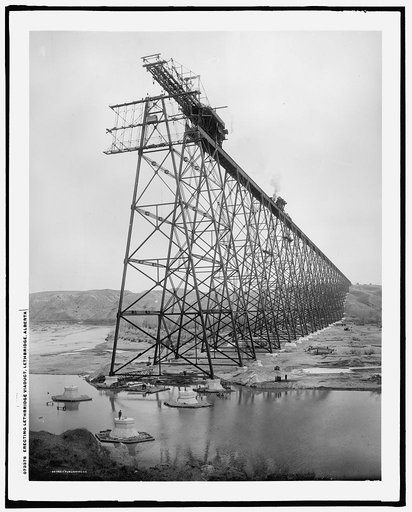 Erecting Lethbridge viaduct, Lethbridge, Alberta