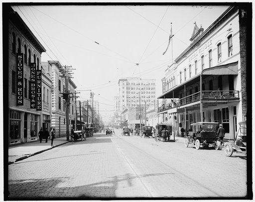 Forsyth Street, west from City Hall, Jacksonville, Fla.