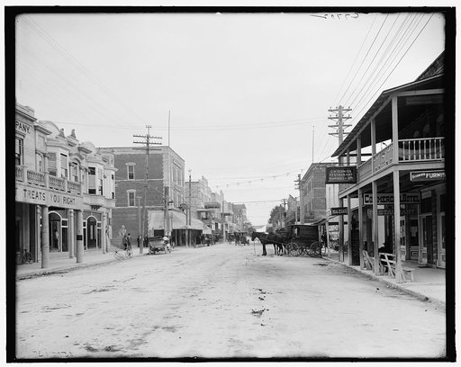 12th Street, looking east, Miami, Fla.
