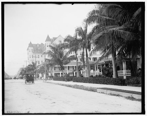 12th Street and Halcyon Hotel, Miami, Fla.