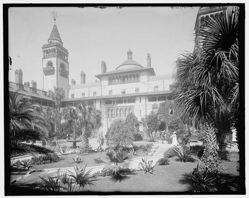 Court, Ponce de Leon Hotel, St. Augustine, Fla.