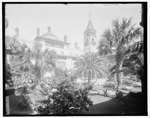 Court, Ponce de Leon Hotel, St. Augustine, Fla.