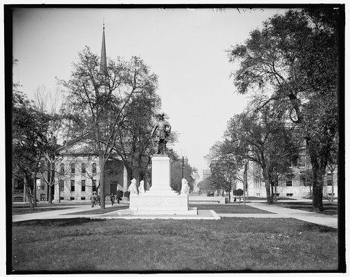Bull St., north from Oglethorpe Monument, Savannah, Ga.