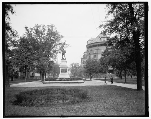 Bull St., north from Madison Square, Savannah, Ga.