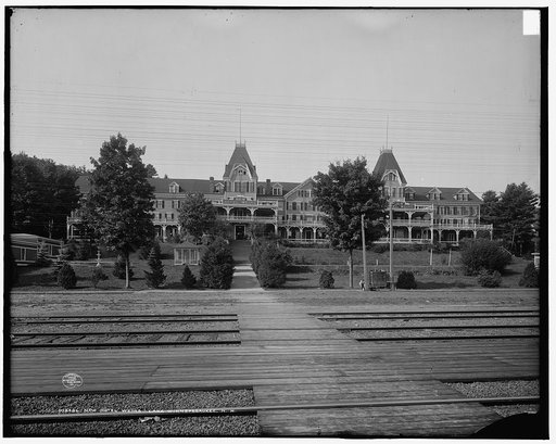 New Hotel Weirs, Lake Winnipesaukee, N.H.