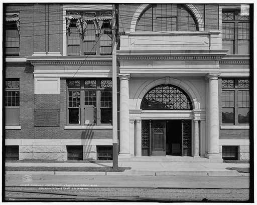 Doorway and tablet, Peace Conference bldg., Portsmouth Navy Yard, Kittery, Me.
