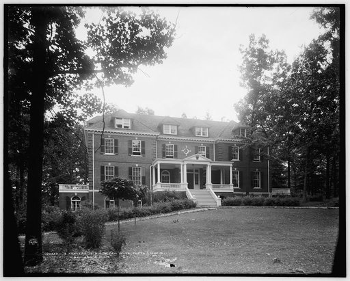 A Fraternity house, Phi Delta Theta, U. of M. [University of Michigan], Ann Arbor, Mich.