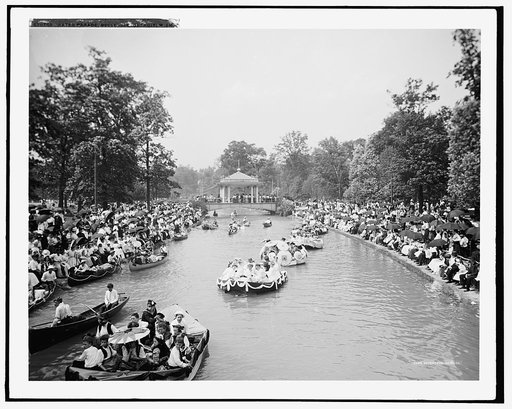 Water parade, Belle Isle [Park], Detroit, Mich.