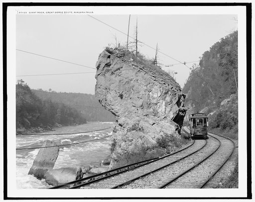 Giant rock, Great Gorge Route [Niagara Gorge Railroad], Niagara Falls, N.Y.