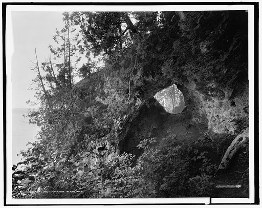 Fairy Arch, Mackinac Island, Mich.