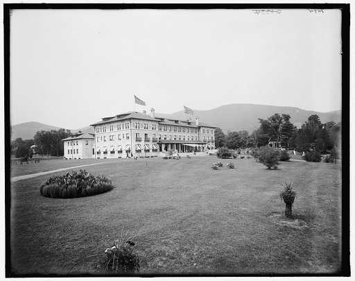 Fort William Henry Hotel, Lake George, N.Y.