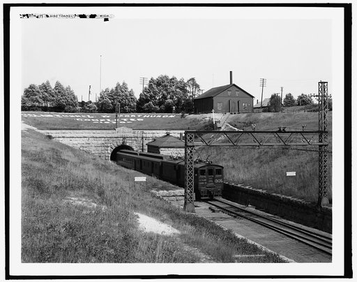 Ste. Claire [i.e. St. Clair] tunnel, Port Huron, Mich.