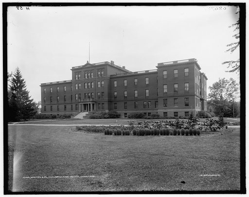 Norman's bldg., Mich. Agricultural College [i.e. Michigan State University], [East] Lansing, Mich.