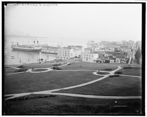 State park and dock, Mackinac Island, Mich.