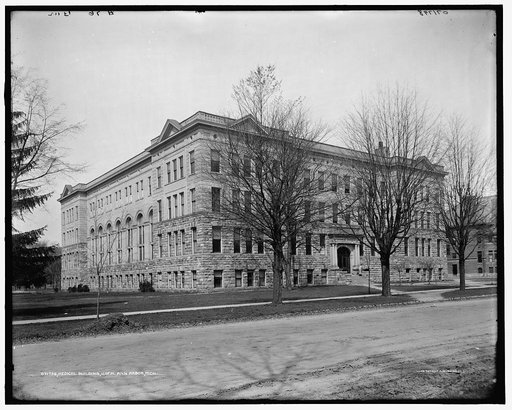 New] medical building, U. of M. [University of Michigan], Ann Arbor, Mich.
