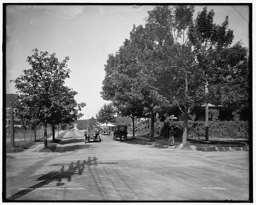 Autos at Oceanside entrance, Magnolia, Mass.