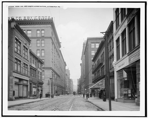 Penn. Ave. [Pennsylvania Avenue] and Joseph Horne's store, Pittsburgh, Pa.