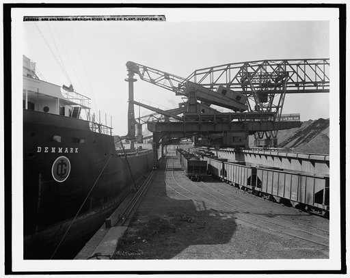 Ore unloading, American Steel & Wire Co. [Company] plant, Cleveland, O[hio