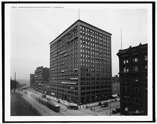 Rockefeller Building and Superior St. [i.e. Avenue], Cleveland, O[hio