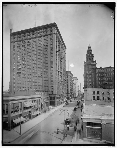 Madison Avenue & the Ohio Building, Toledo, Ohio