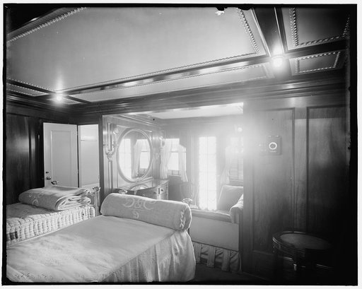 Str. City of Detroit III, President's state room