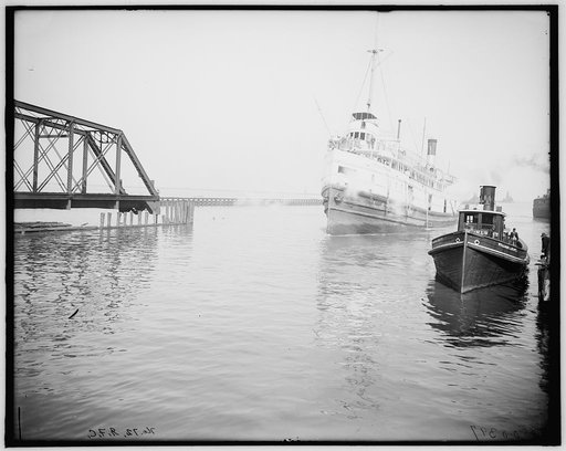 Str. City of Ottawa entering Cuyahoga Creek, Cleveland, Ohio