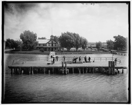 Joe Bedore's Hotel, St. Clair Flats, Mich.