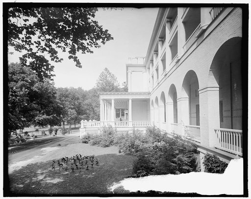 Hotel, White Sulphur Springs, West Va.