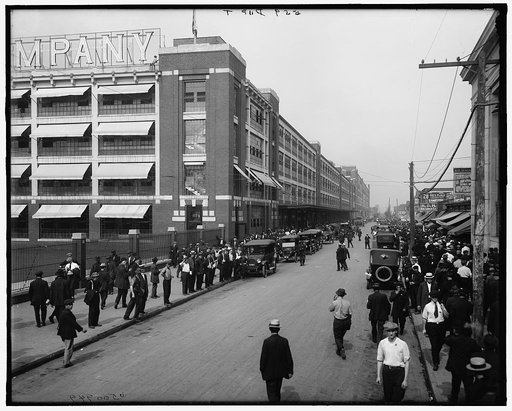 Four o'clock shift, Ford Motor Company, Detroit, Mich.
