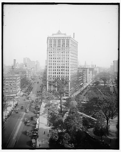 View of Woodward Avenue and Washington Boulevard, Detroit, Mich.