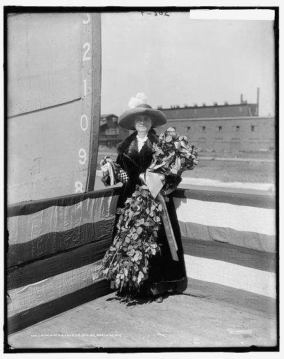 Launch of S.S. Calcite (str. 188)