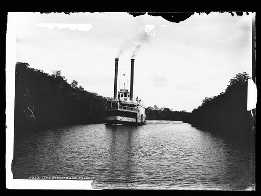 The steamboat St. Lucie